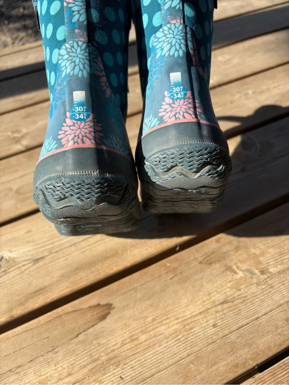 Bogs playful floral